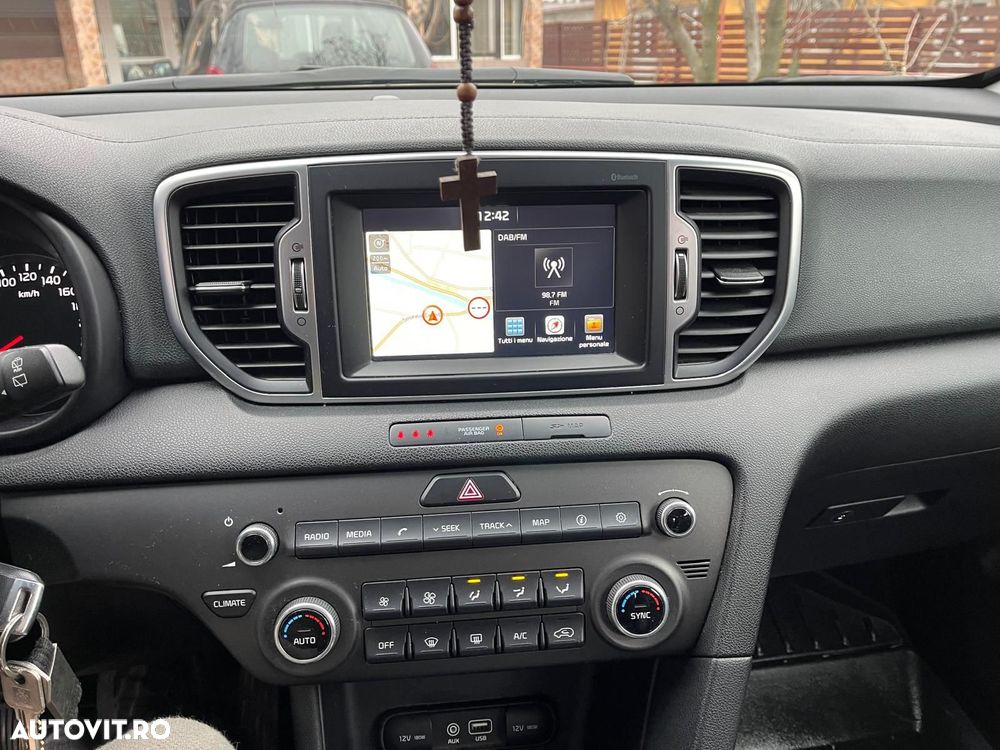 Kia Sportage 1.7 DSL 6MT 4x2 Classic - 9