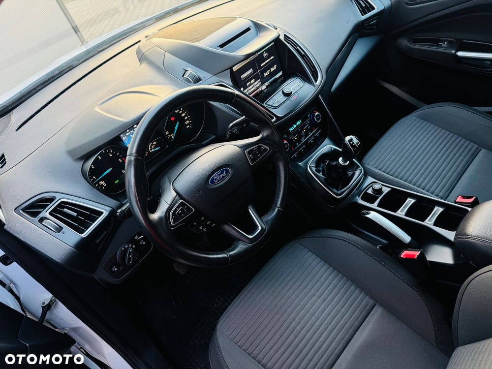 Ford C-MAX 1.5 TDCi Start-Stop-System Titanium - 25