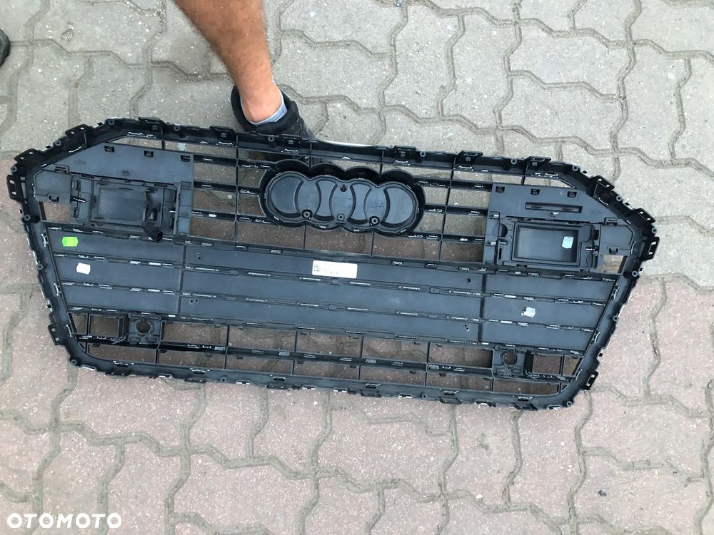 Grill atrapa AUDI A6 C8 4K 4K0853651C - 9