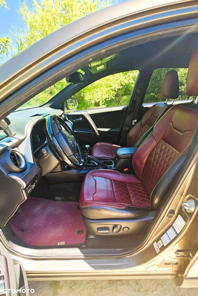 Toyota RAV4 2.0 Prestige 4x4 - 13