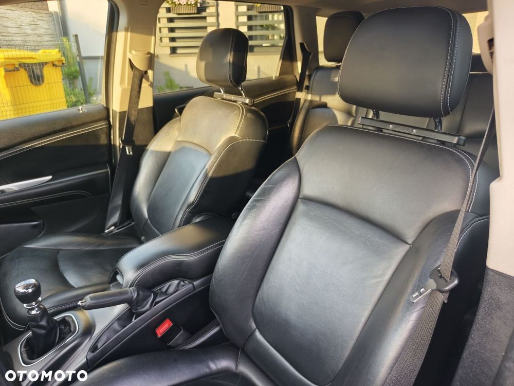 Fiat Freemont 2.0 Multijet Urban - 28