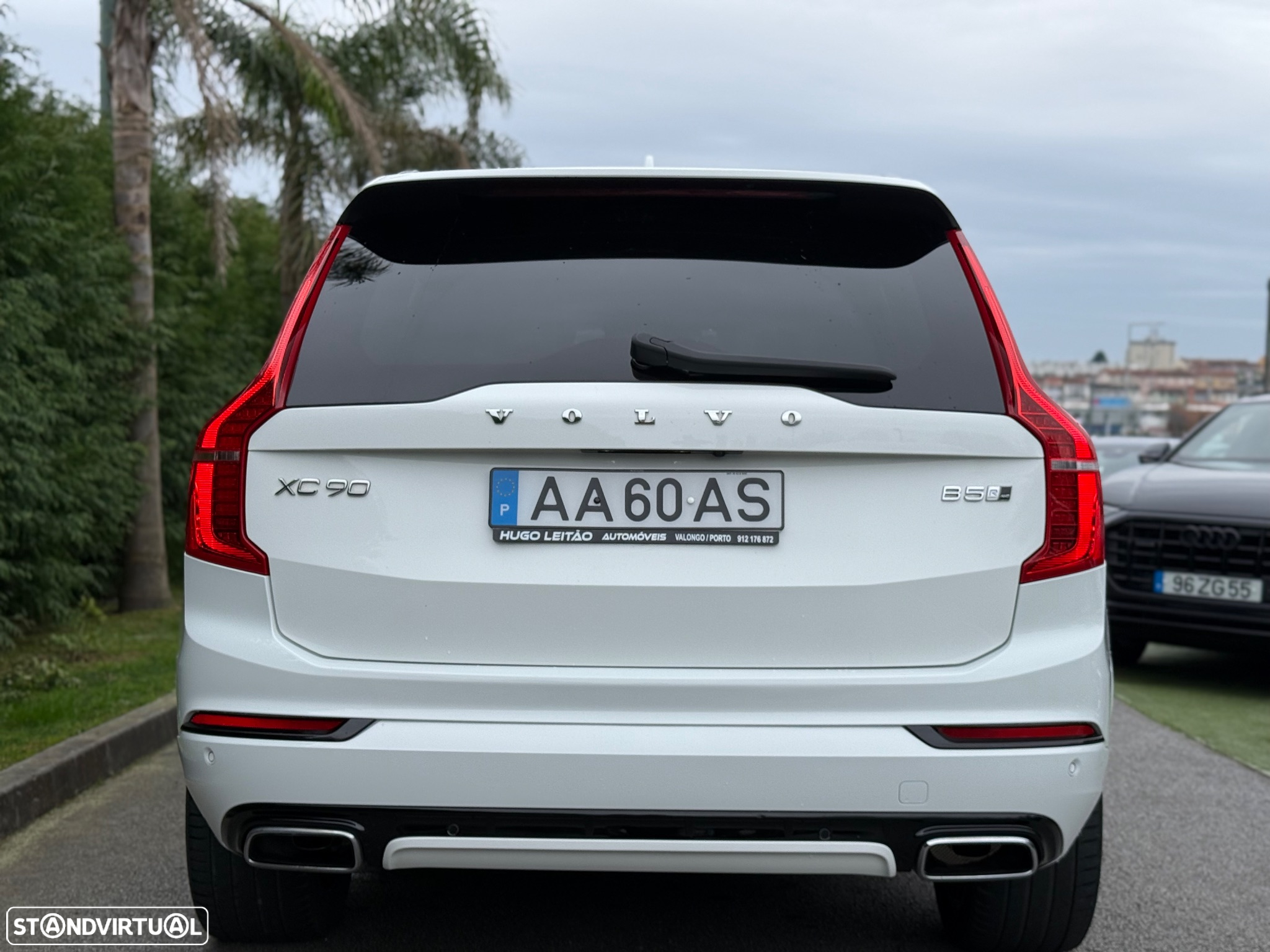 Volvo XC 90 2.0 B5 R-Design AWD - 10