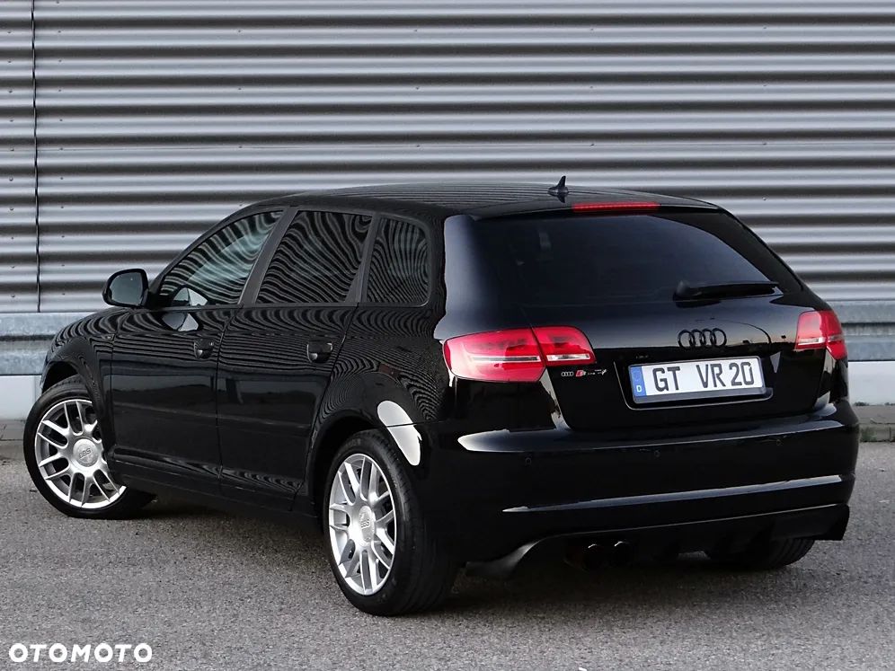 Audi A3 Sportback 1.8 TFSI quattro Ambiente - 18