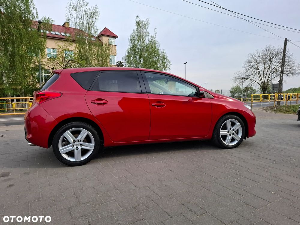 Toyota Auris 1.6 Premium Start - 21