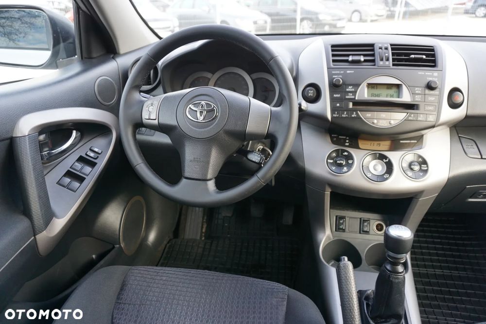 Toyota RAV4 2.2 D-CAT 4x4 Sol - 13