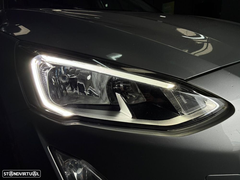 Ford Focus SW 1.5 TDCi EcoBlue Titanium - 33