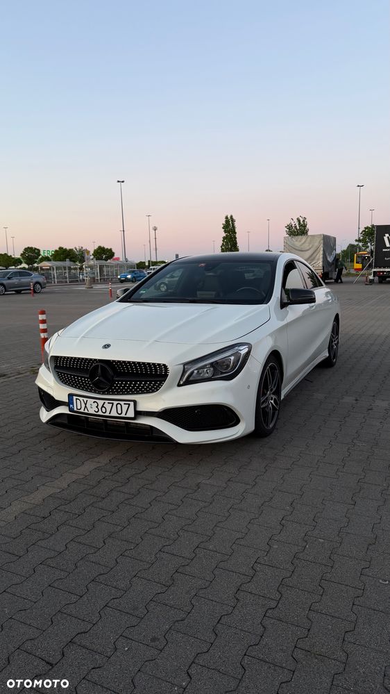 Mercedes-Benz CLA 200 7G-DCT AMG Line - 6
