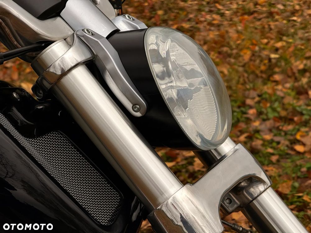 Harley-Davidson V-Rod Muscle - 21