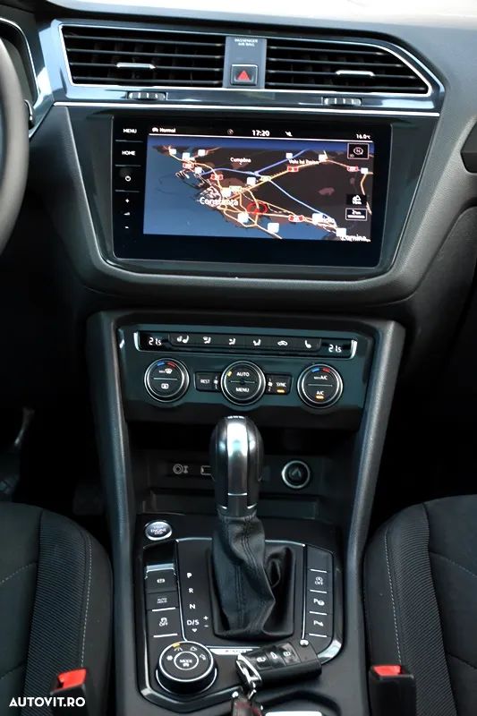 Volkswagen Tiguan 2.0 TDI 4Mot DSG Highline - 25