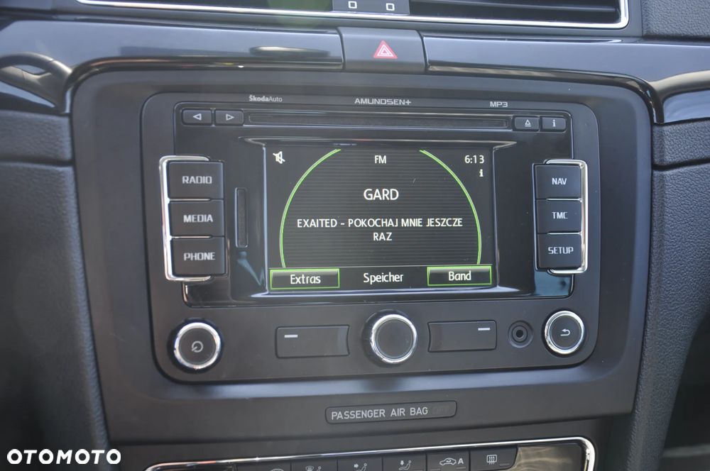 Skoda Superb 2.0 TDI DSG Exclusive - 9