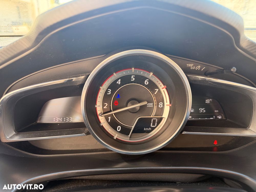 Mazda 3 G120 Revolution Top - 13