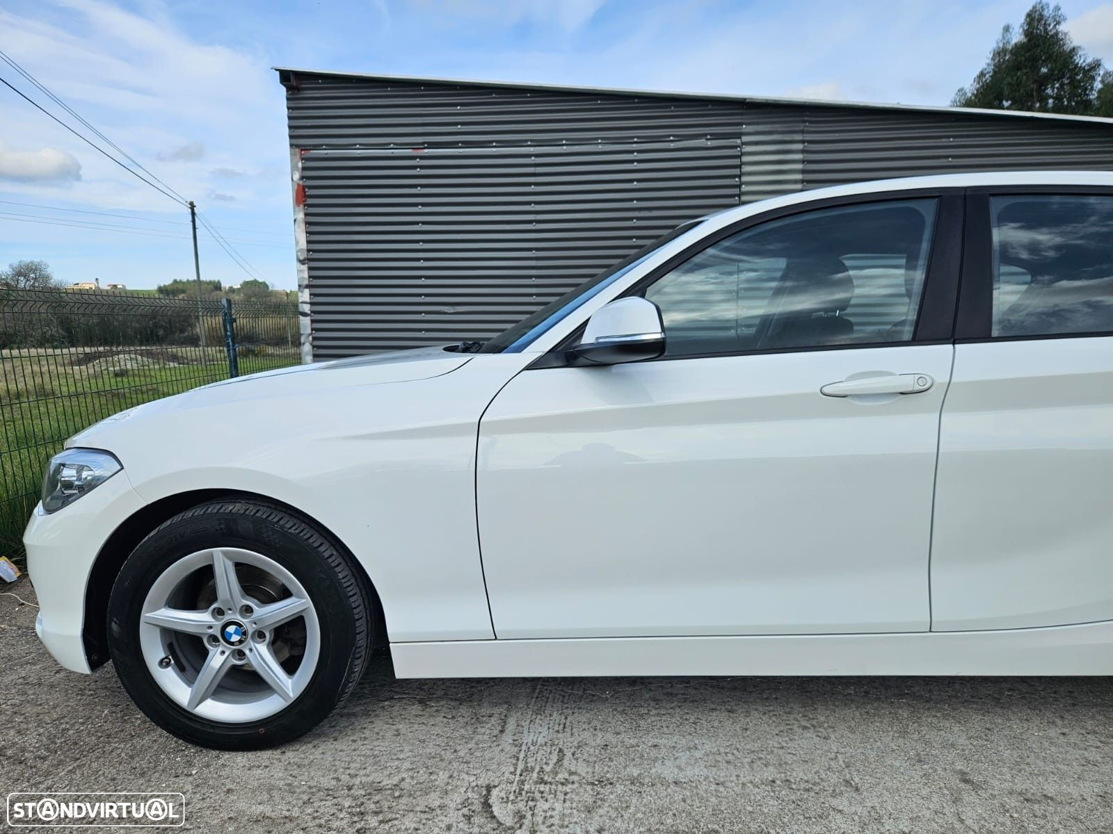 BMW 116 d Line Urban - 14