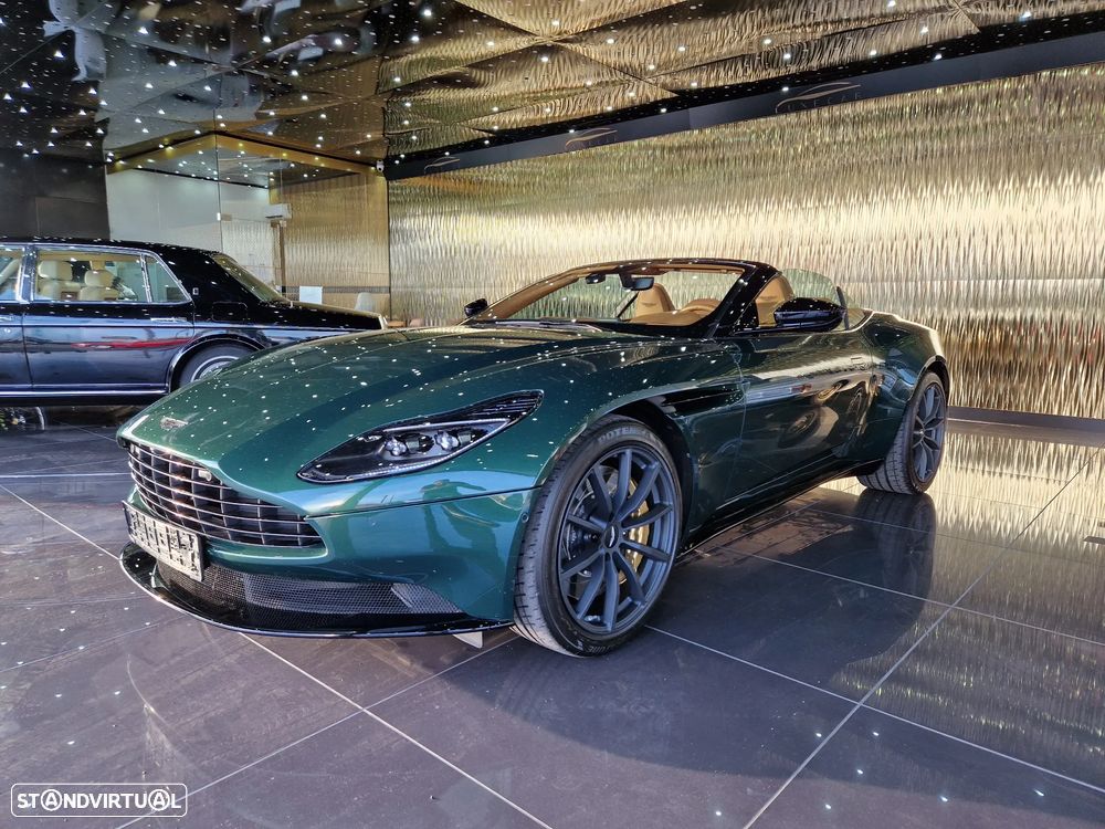 Aston Martin DB11 Volante V8 - 1