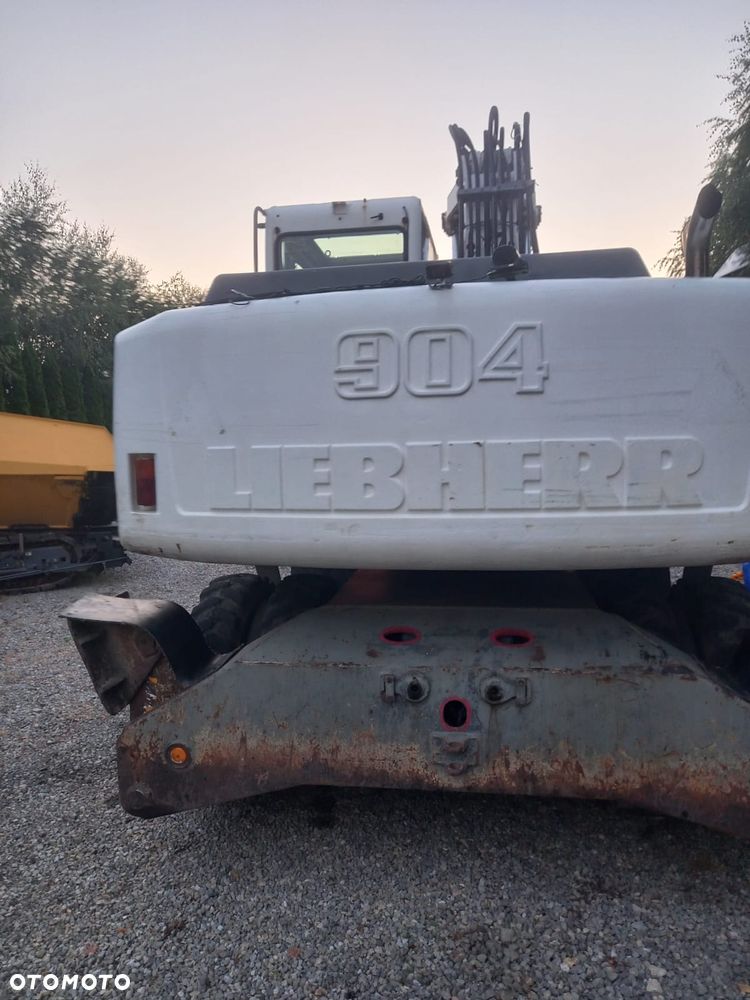 Liebherr A904C ROK 2004 PODPORY PLUG 1 WLASCICIEL 21ton - 9