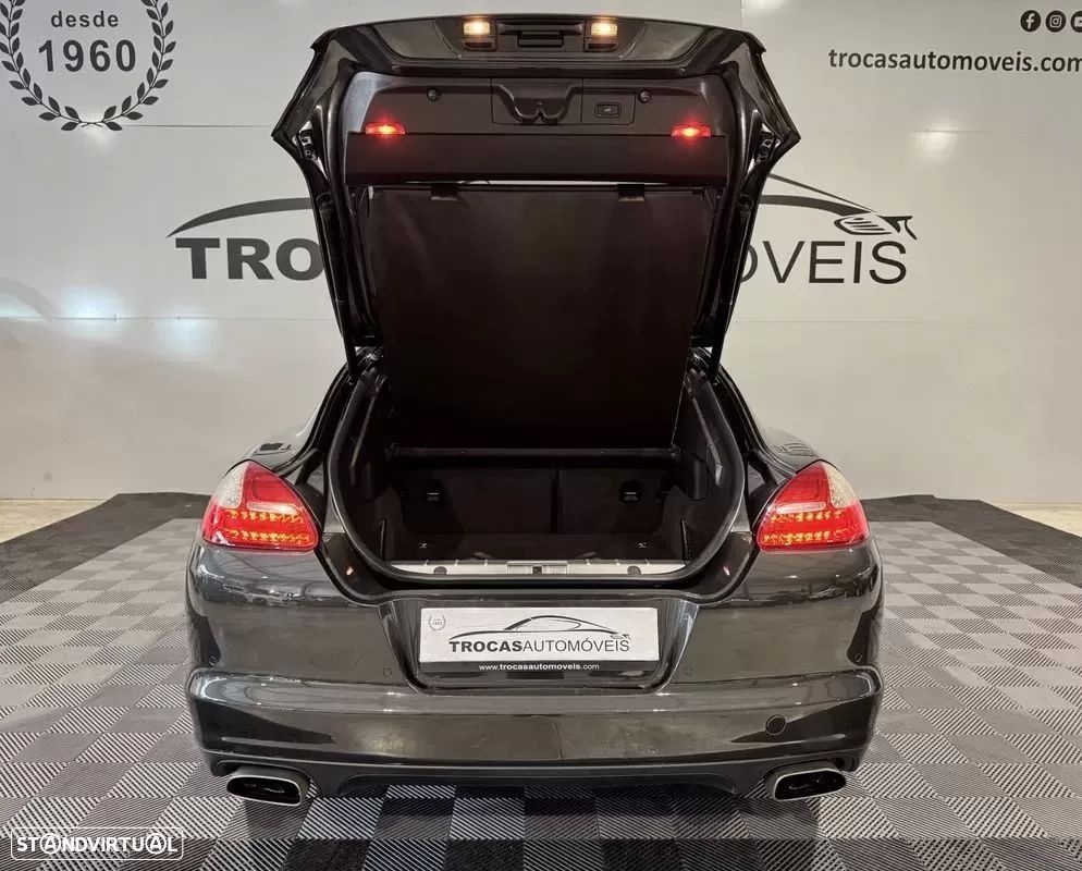 Porsche Panamera — photo 2
