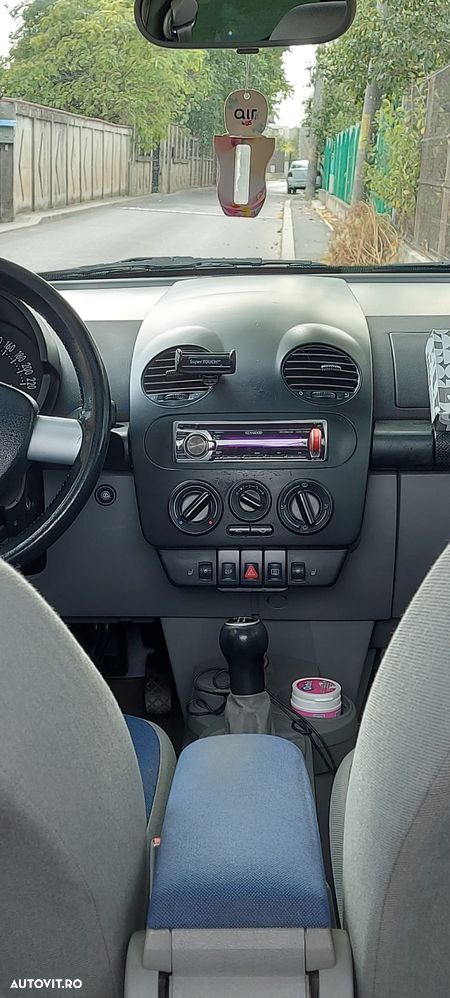 Volkswagen Beetle - 8