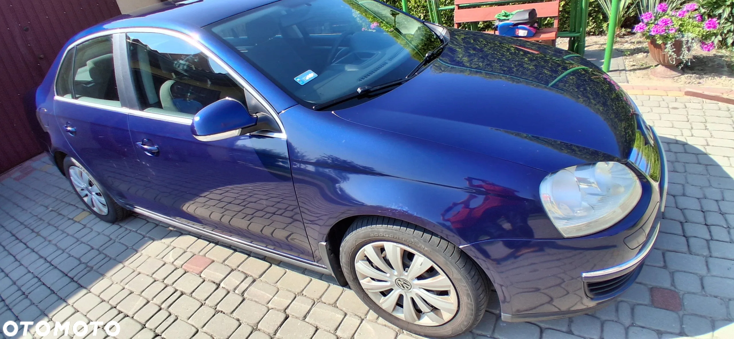 Volkswagen Jetta 1.6 Comfortline - 4
