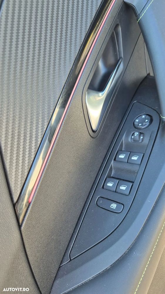 Peugeot 2008 1.2 PureTech EAT8 STT GT Pack - 13