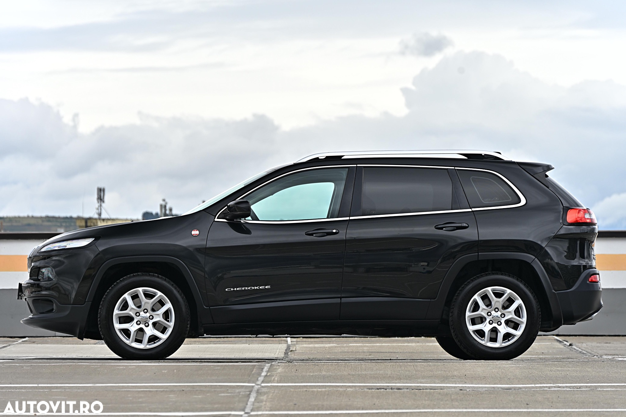 Jeep Cherokee 2.0 Mjet 4x4 AT Longitude - 7