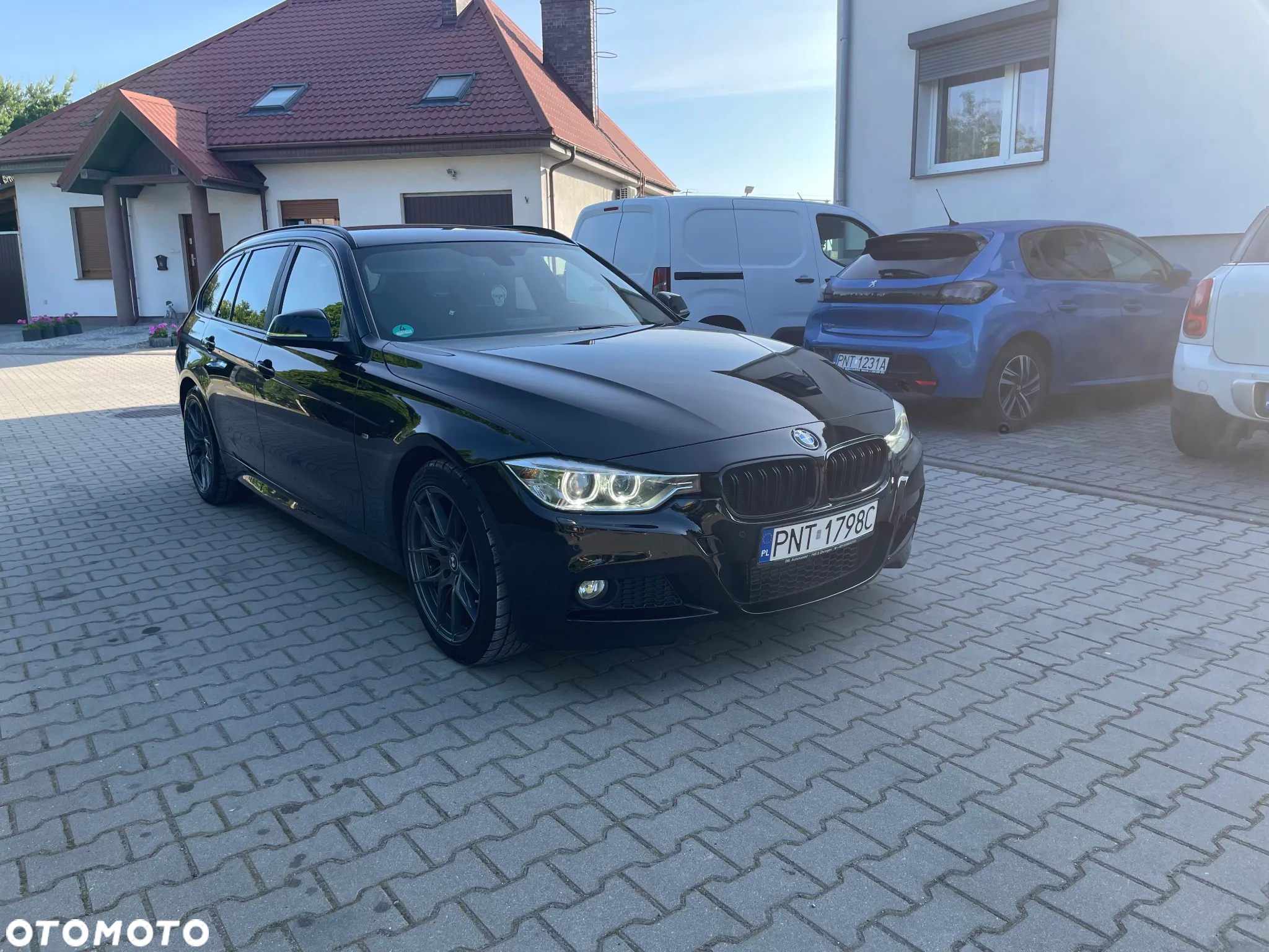 BMW Seria 3 320i - 5