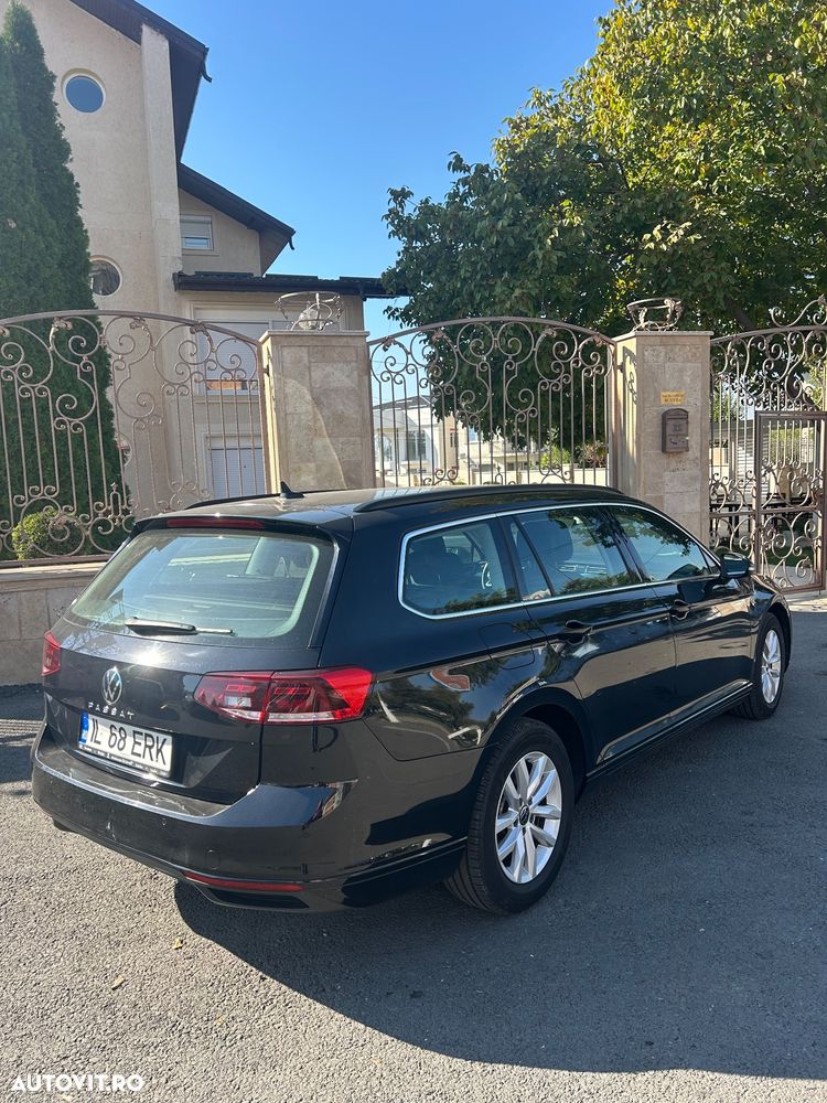 Volkswagen Passat - 4