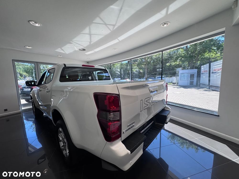 Isuzu D-Max 2.2 DC LS 4WD - 6