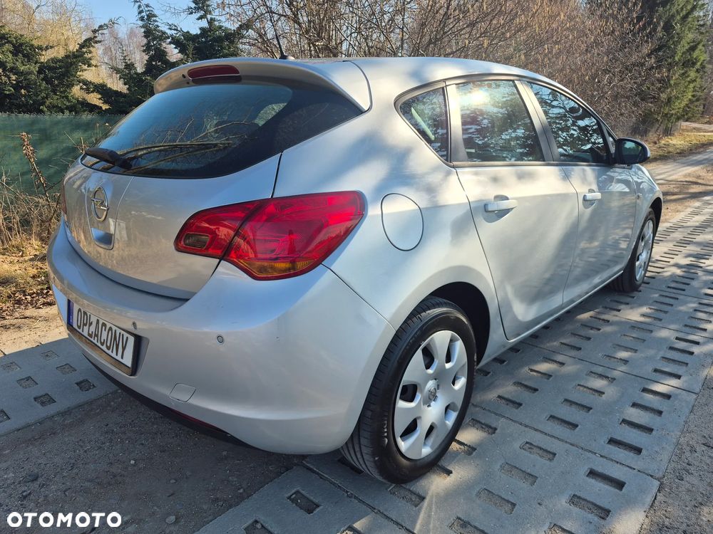Opel Astra 1.6 Active - 9