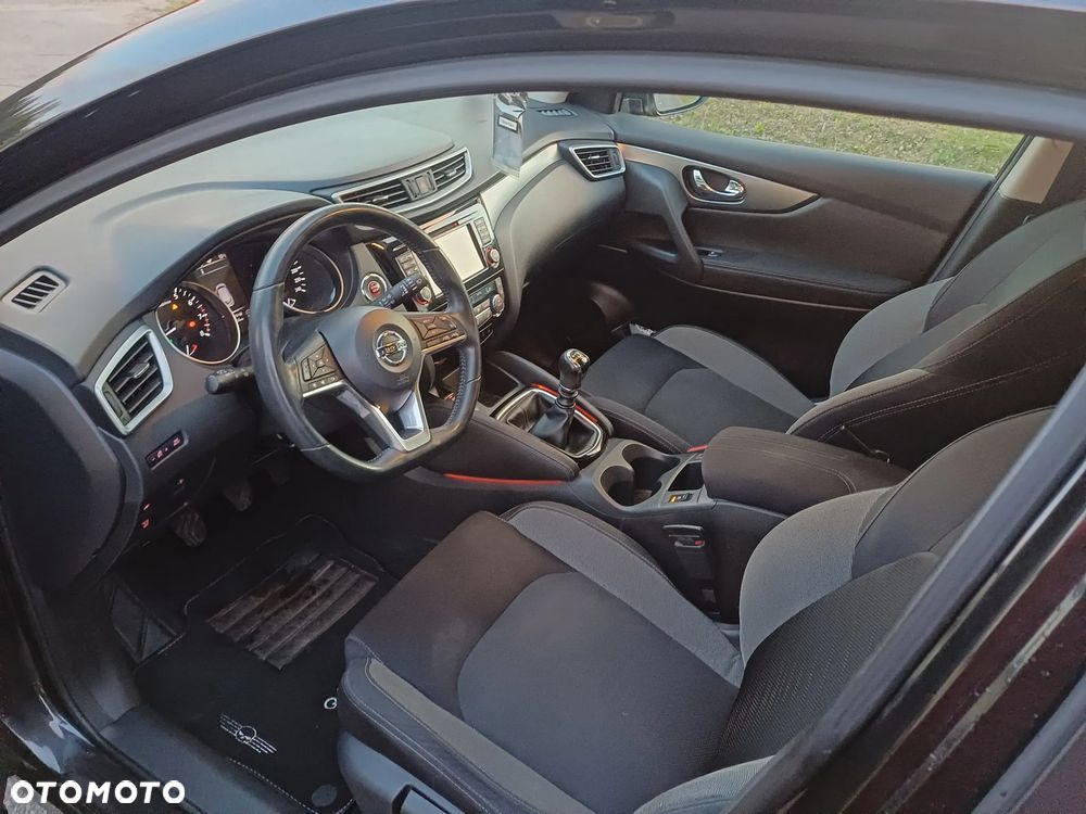 Nissan Qashqai 1.2 DIG-T N-Connecta - 6
