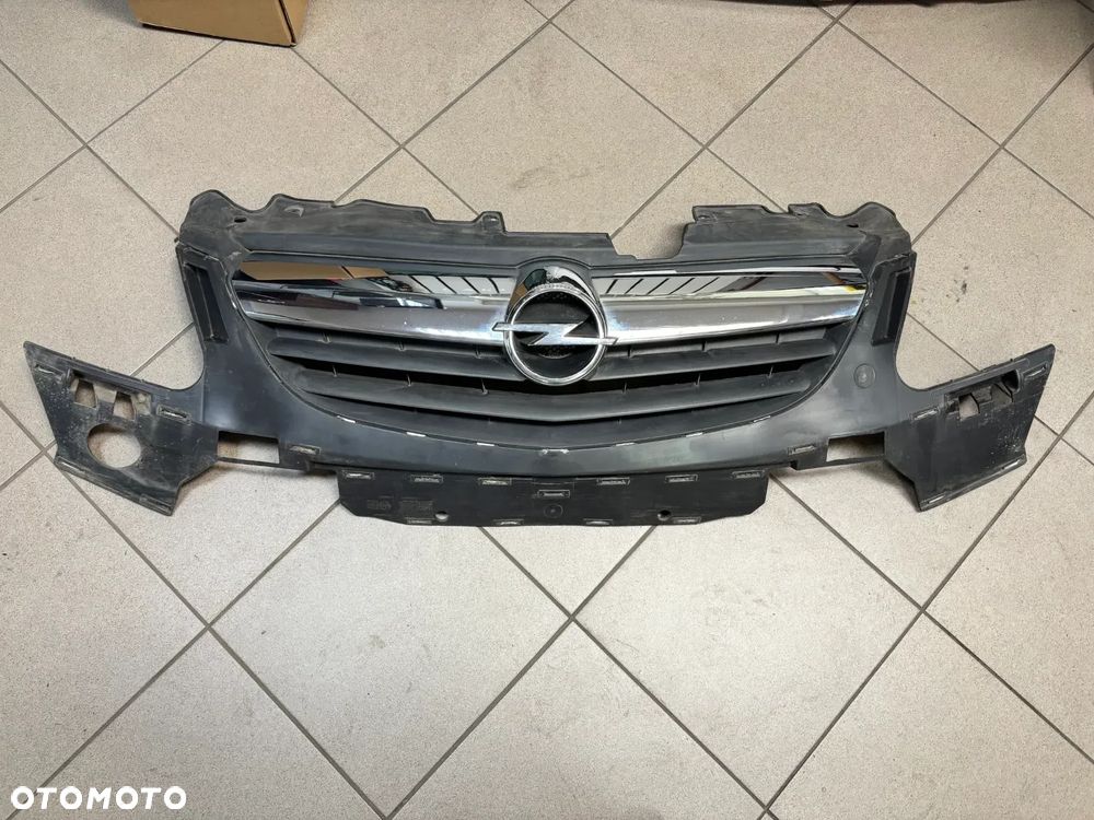 OPEL CORSA D 2006-2011 GRILL ATRAPA PRZEDLIFT - 2