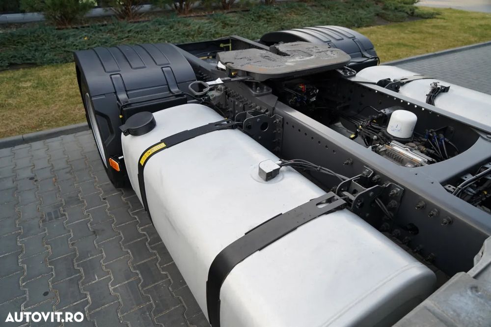 Volvo FH 460 / LOWDECK / MEGA / I-PARK COOL / I-SHIFT - 16