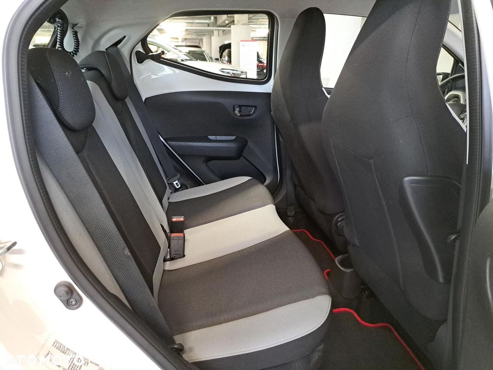 Toyota Aygo - 10