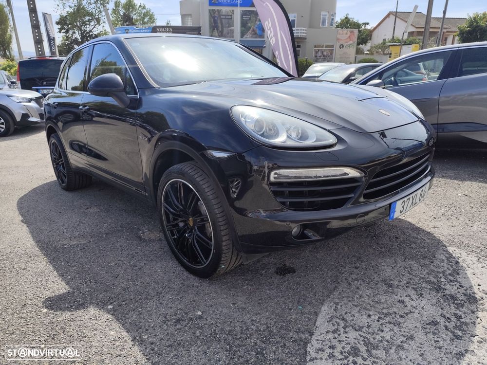 Porsche Cayenne - 4