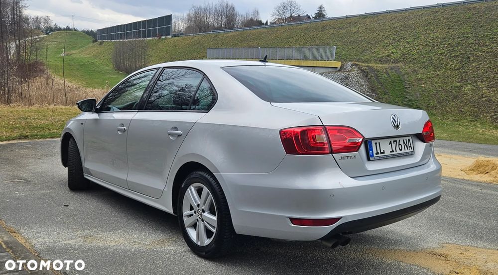 Volkswagen Jetta 1.4 TSI Match - 5