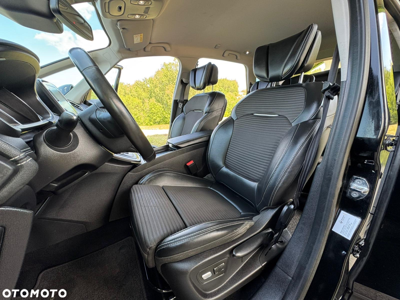 Renault Scenic ENERGY dCi 110 EDC BOSE EDITION - 21