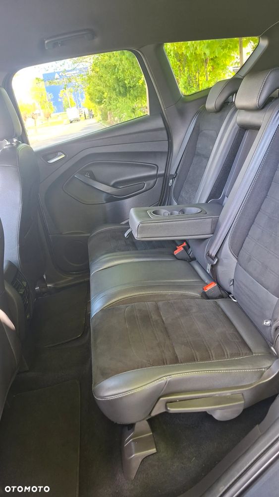 Ford Kuga 2.0 TDCi AWD ST-Line - 21