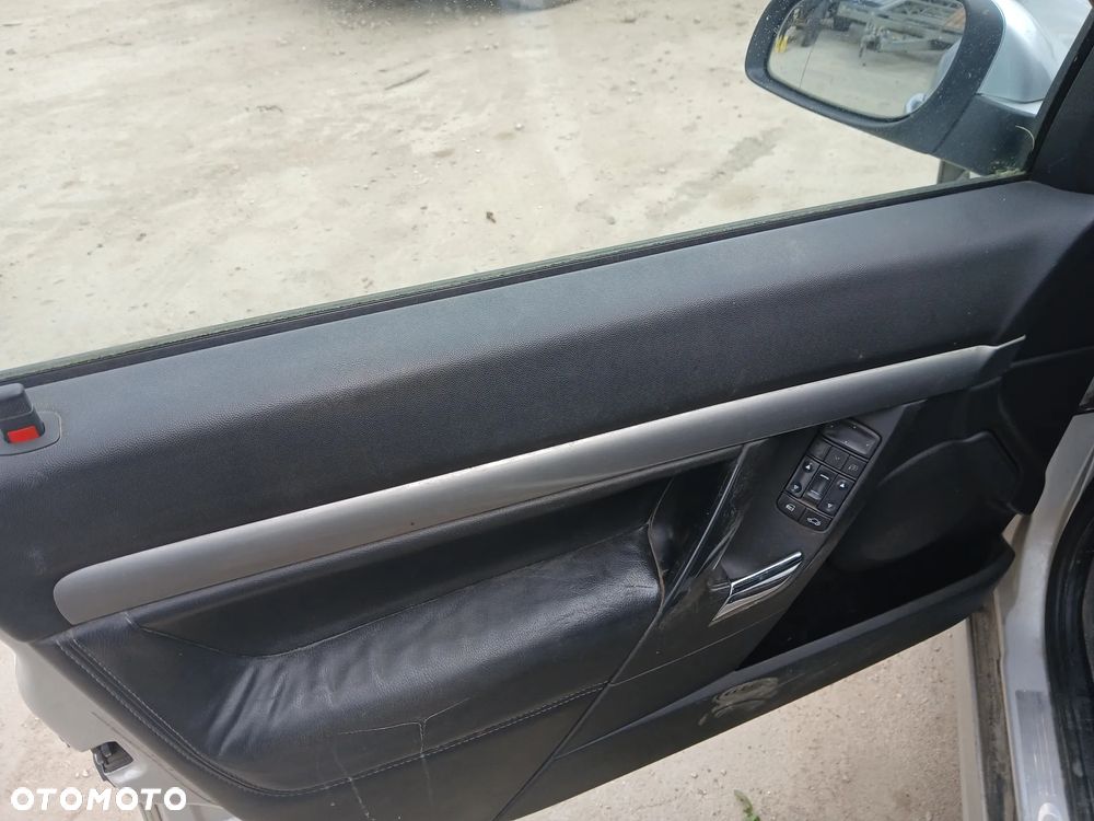 opel vectra C GTS półskóry fotel fotele kanapa deska kokpit podsufitka boczek boczki klamka - 2