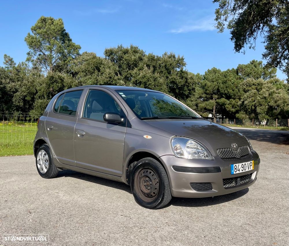 Toyota Yaris 1.0 Sol - 3