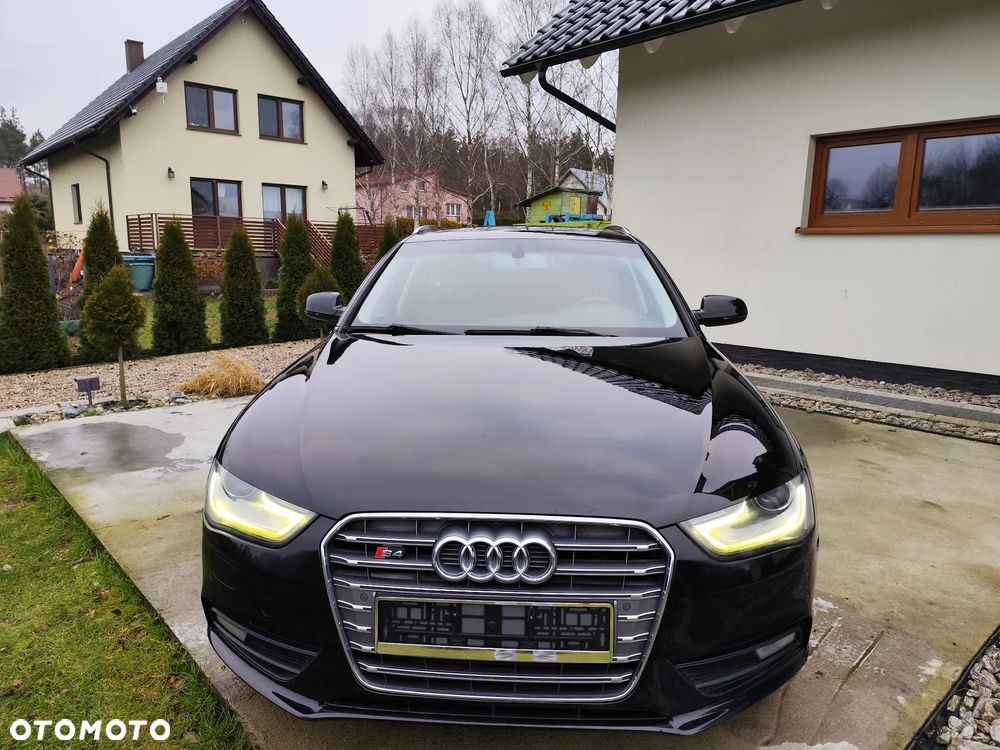 Audi A4 Avant - 1