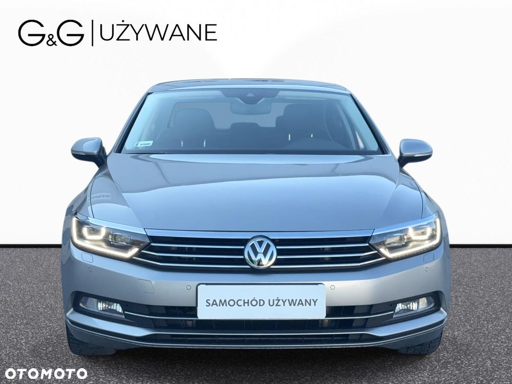 Volkswagen Passat - 5