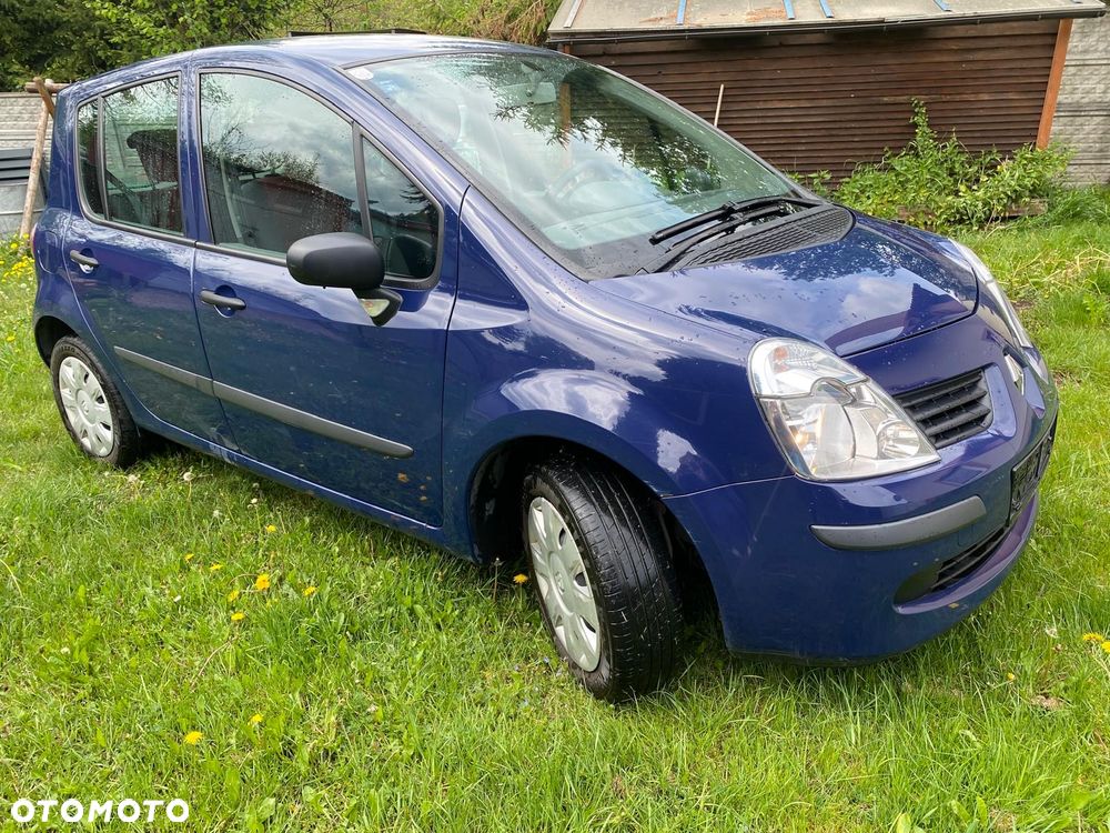 Renault Modus - 1