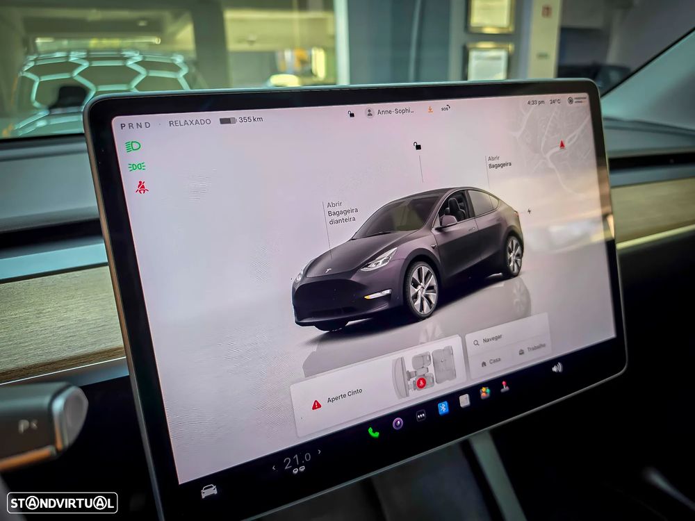 Tesla Model Y - 22