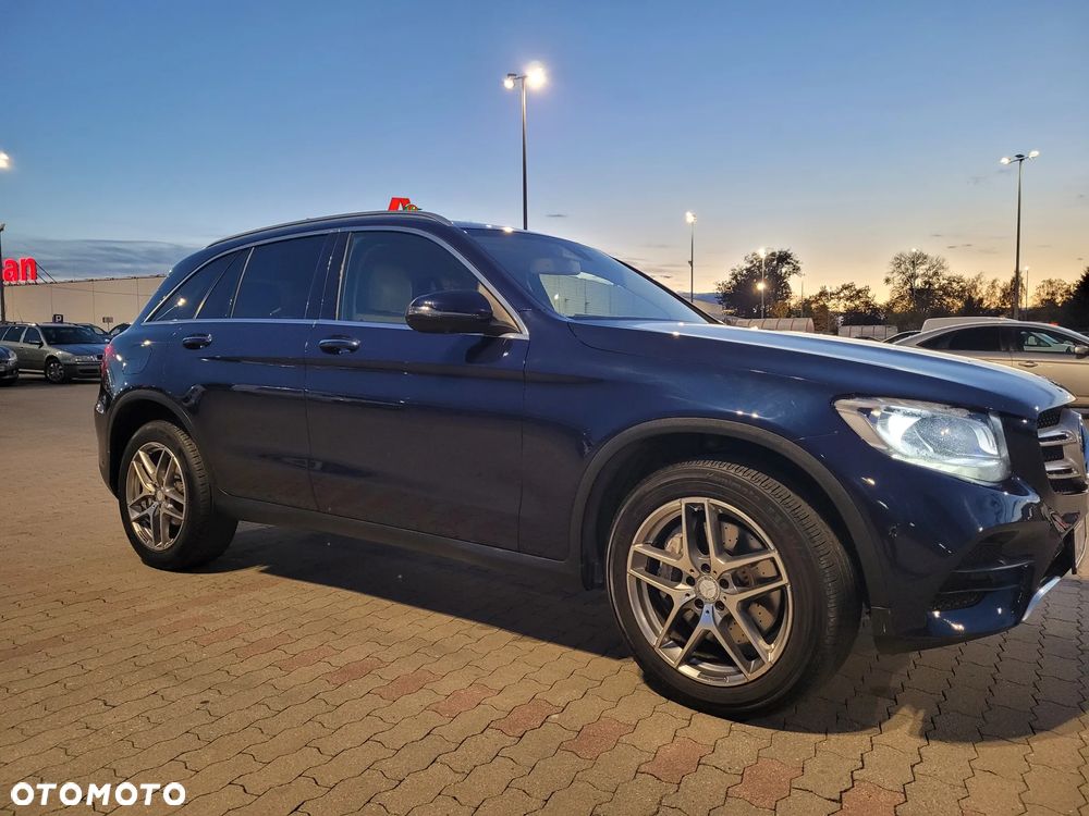 Mercedes-Benz GLC 300 4-Matic - 3
