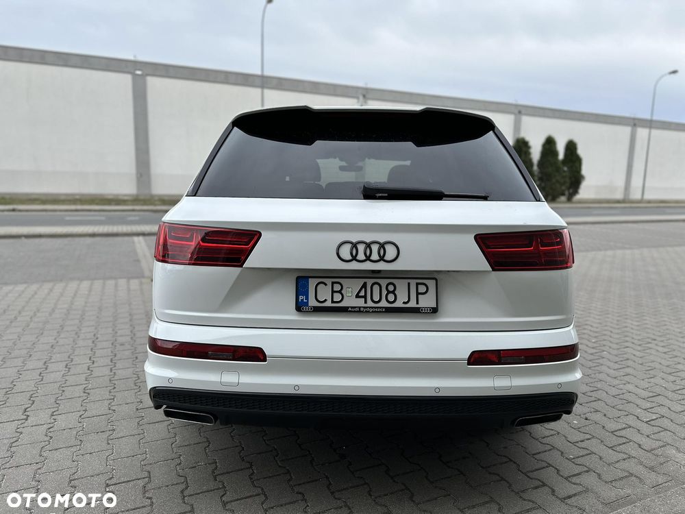 Audi Q7 - 4