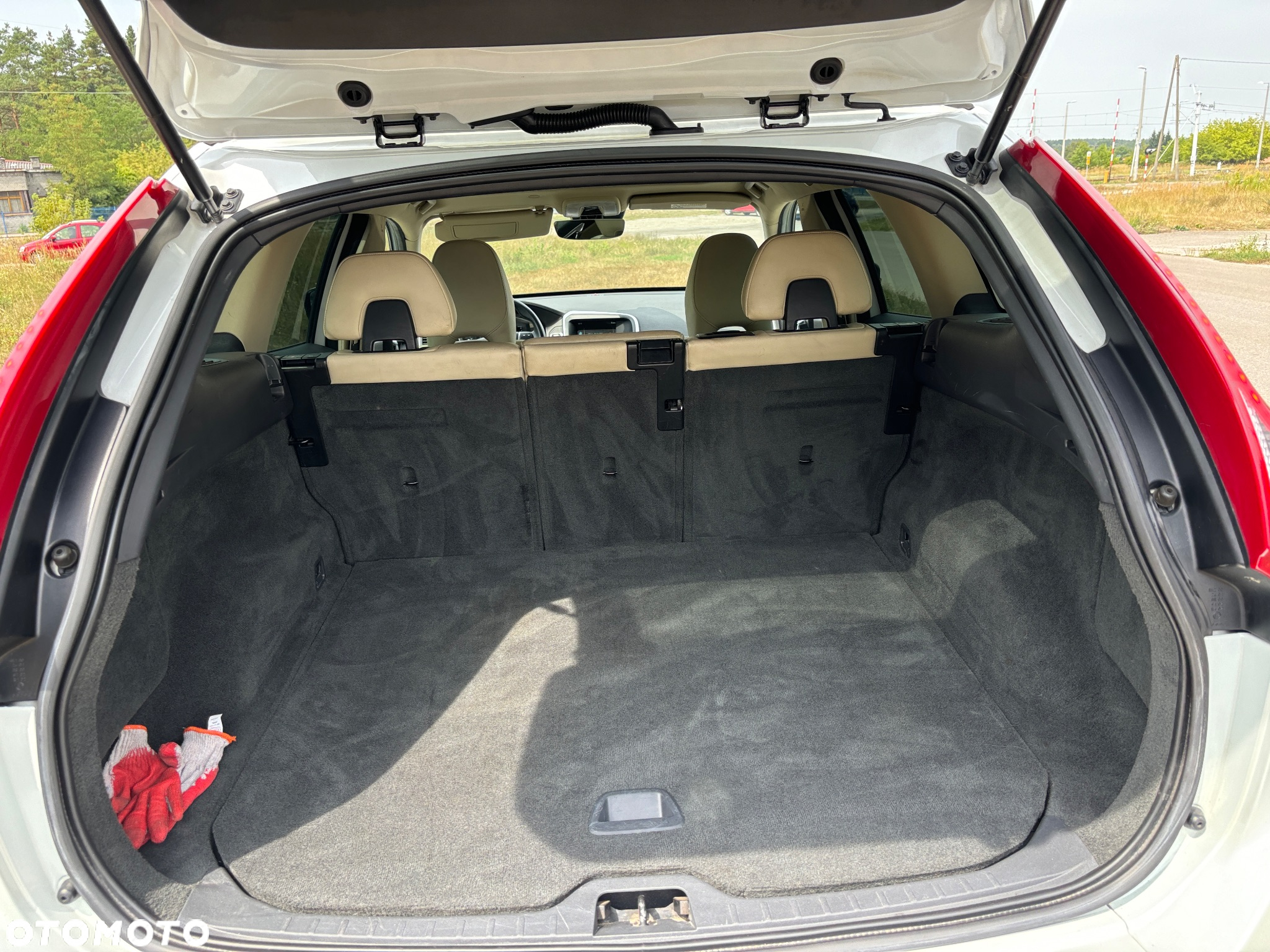 Volvo XC 60 T6 AWD Drive-E Momentum - 21