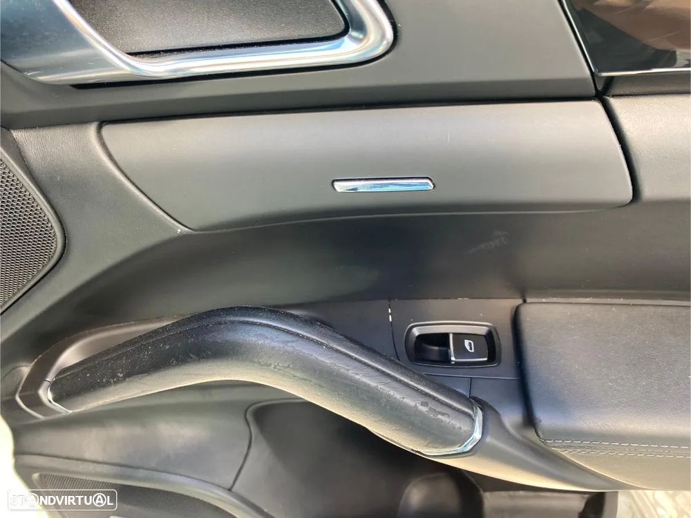 Porsche Cayenne S Hybrid - 18