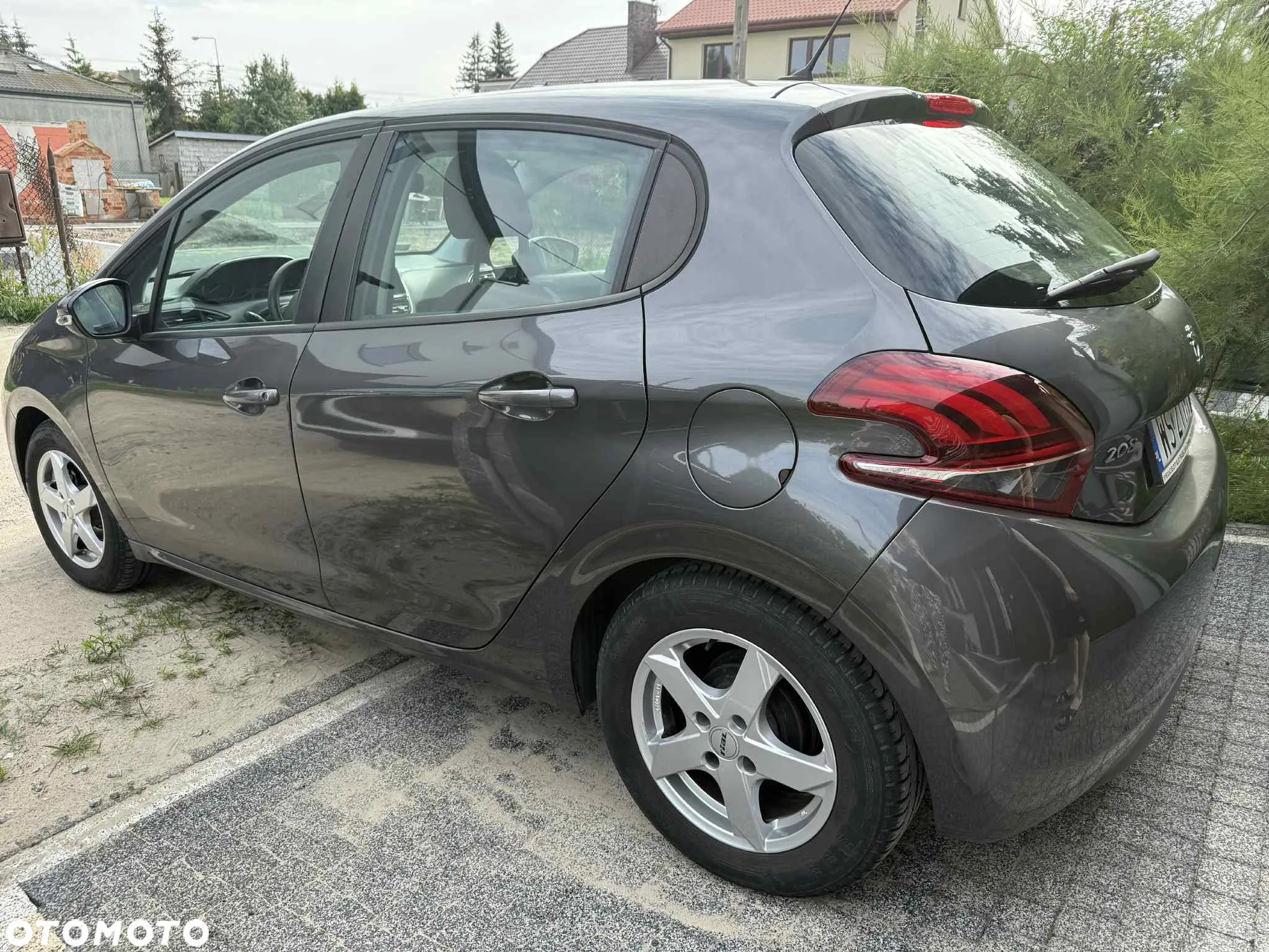 Peugeot 208 1.2 PureTech Active - 5