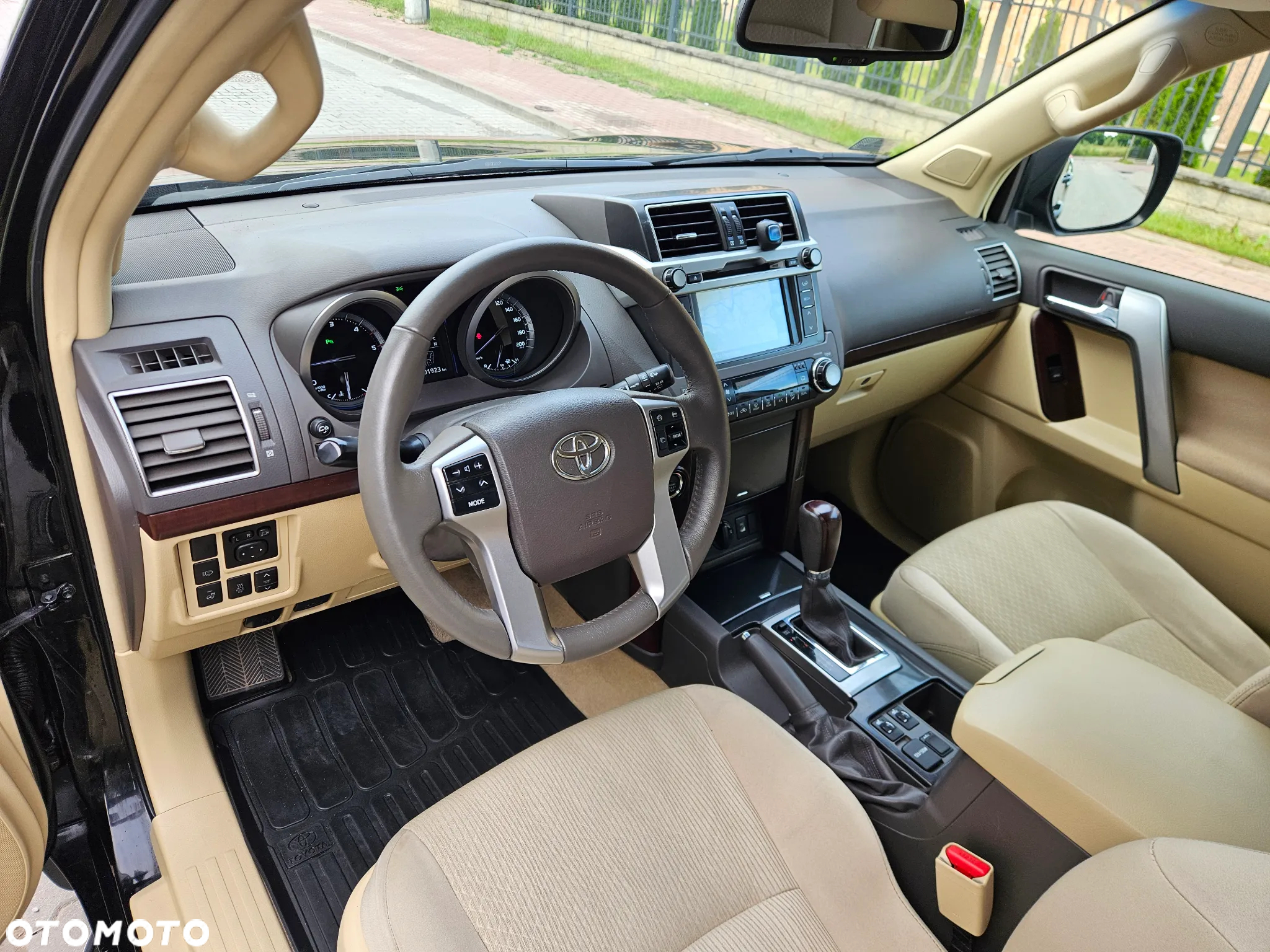 Toyota Land Cruiser LC 2.8 D-4D Premium - 24