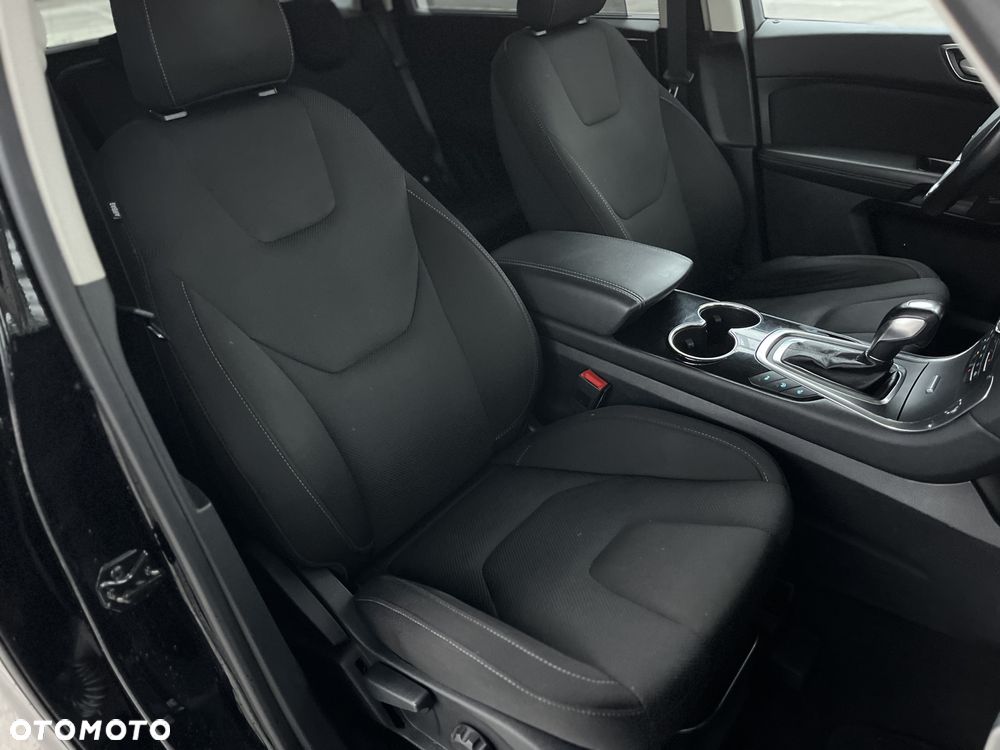 Ford S-Max 2.0 TDCi Titanium PowerShift - 26