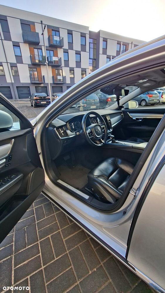 Volvo V90 D4 Inscription - 4
