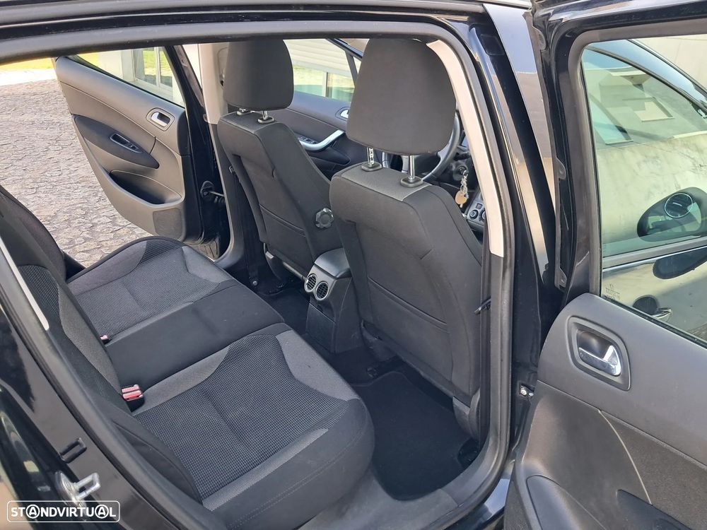 Peugeot 308 1.6 HDi Executive - 22